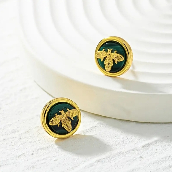 Green & Gold Bee Stud Earrings - Picture 5 of 5